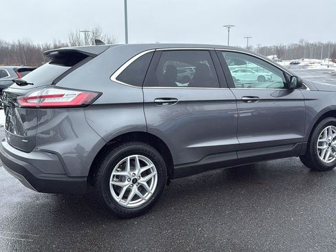 Used 2024 Ford Edge SEL image 5