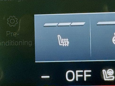 Used 2025 BMW 330i xDrive Sedan w/ Premium Package AWD/4WD image 20