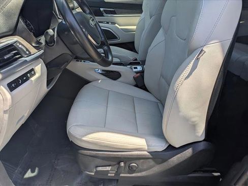 Used 2020 Kia Telluride EX FWD image 17