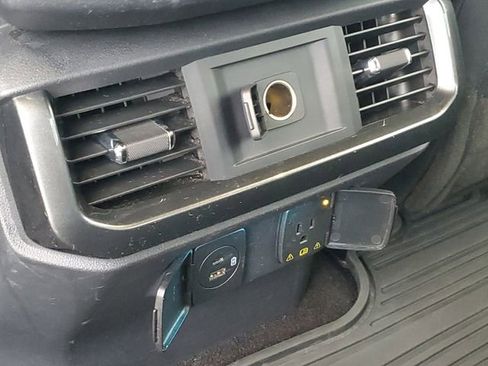 Used 2022 Ford F150 XLT w/ Equipment Group 302A High image 12