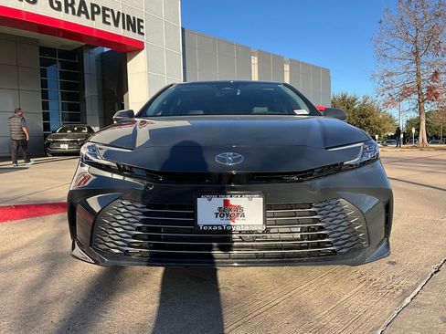 New 2026 Toyota Camry XLE image 3