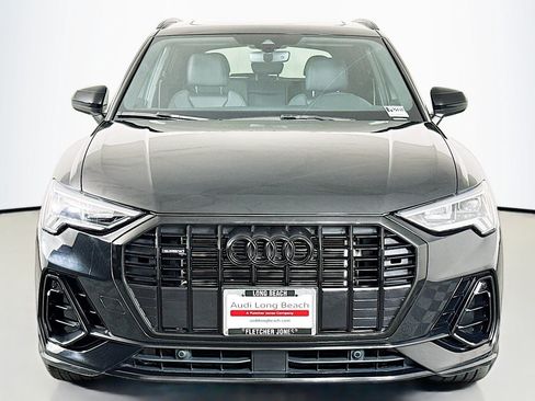 Used 2023 Audi Q3 2.0T Premium w/ Black Optic Sport Package AWD/4WD image 2