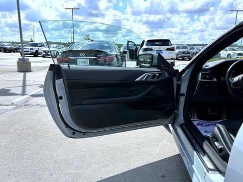 Used 2023 BMW 430i xDrive Convertible w/ M Sport Package AWD/4WD image 9