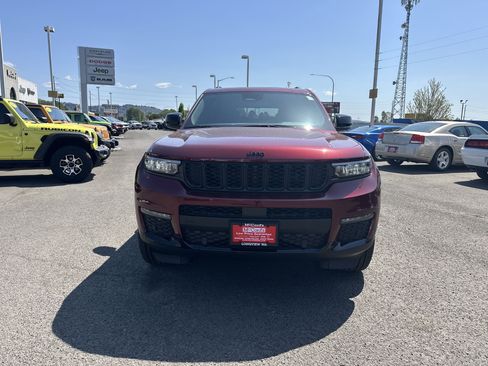 New 2025 Jeep Grand Cherokee L Limited w/ Luxury Tech Group II image 8