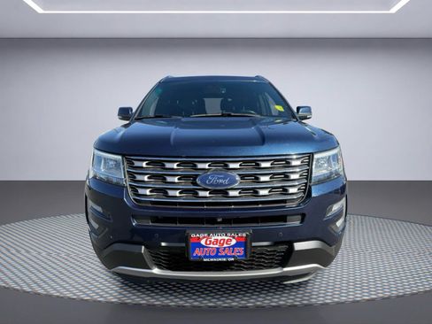 Used 2017 Ford Explorer Limited w/ Equipment Group 303A AWD/4WD image 12