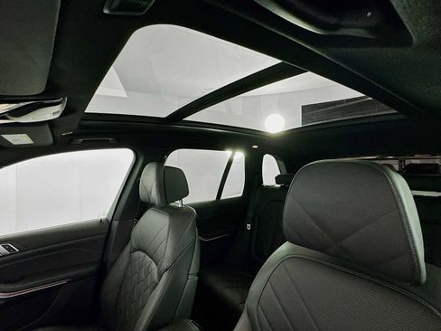 Used 2023 BMW X5 M50i w/ Climate Comfort Package image 14