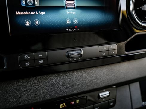 Used 2023 Mercedes-Benz Sprinter 3500 image 49