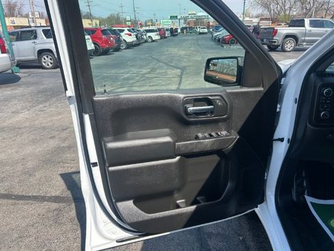 Used 2019 Chevrolet Silverado 1500 W/T w/ WT Fleet Convenience Package AWD/4WD image 15