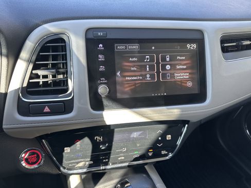 Used 2022 Honda HR-V EX image 17