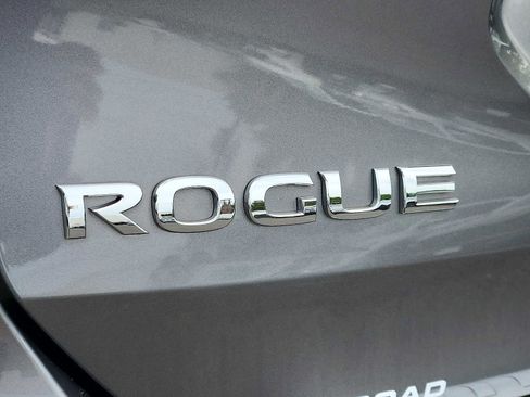 Used 2020 Nissan Rogue SV AWD/4WD image 28