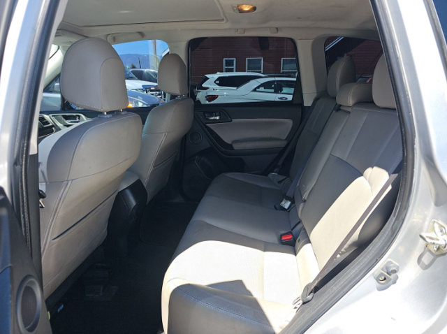 Used 2018 Subaru Forester 2.5i Limited AWD/4WD image 8