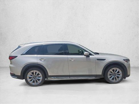 Used 2024 MAZDA CX-90 3.3 Turbo w/ Premium Package AWD/4WD image 4