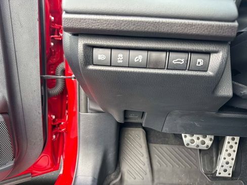 Used 2025 Toyota Camry XSE image 28