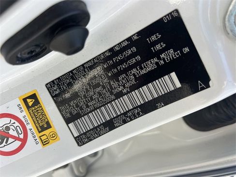 Used 2016 Toyota Highlander Limited image 38