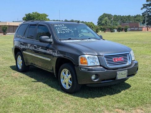 Used 2007 GMC Envoy SLE RWD image 1