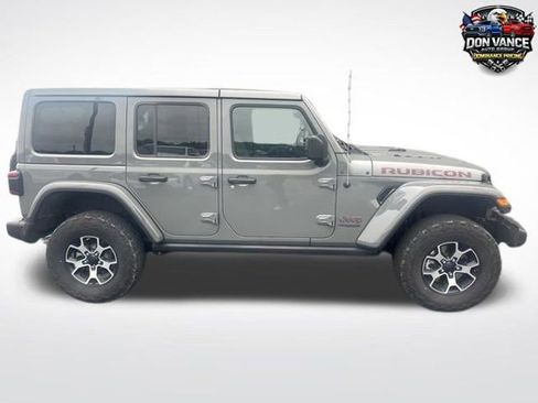 Used 2022 Jeep Wrangler Unlimited Rubicon w/ LED Lighting Group AWD/4WD image 4