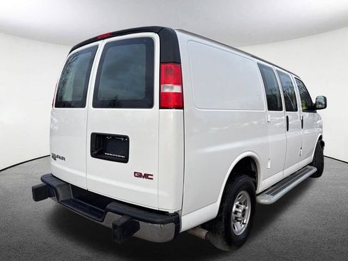 Used 2024 GMC Savana 2500 w/ Driver Convenience Package image 14