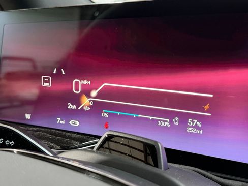 New 2026 Cadillac Escalade IQL Luxury AWD/4WD image 24