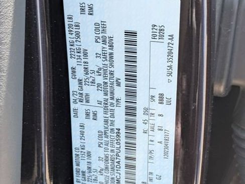 Used 2023 Lincoln Corsair AWD w/ Equipment Group 101A image 34