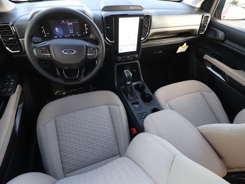 New 2025 Ford Ranger XLT w/ Chrome Accent Package image 8
