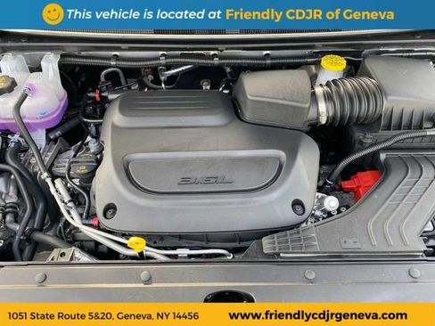 New 2026 Chrysler Pacifica Select AWD/4WD image 24