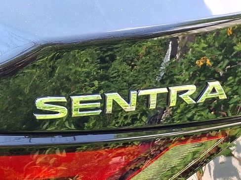 Used 2025 Nissan Sentra SV FWD image 31