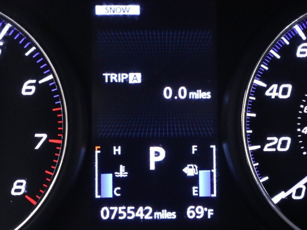 Used 2020 Mitsubishi Outlander ES AWD/4WD image 15