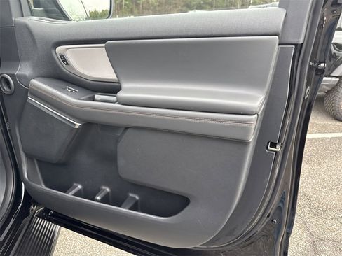 Used 2025 Ford Expedition Max Active image 14