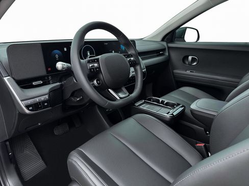 New 2026 Hyundai Ioniq 5 SEL RWD image 14