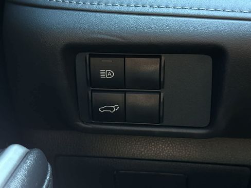 Used 2021 Toyota Highlander XSE AWD/4WD image 22