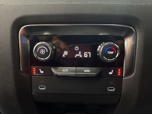 New 2026 Chevrolet Suburban RST w/ RST Capability Package AWD/4WD image 27