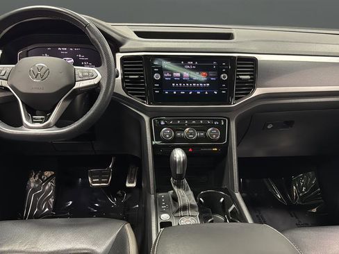 Used 2023 Volkswagen Atlas SEL Premium image 11
