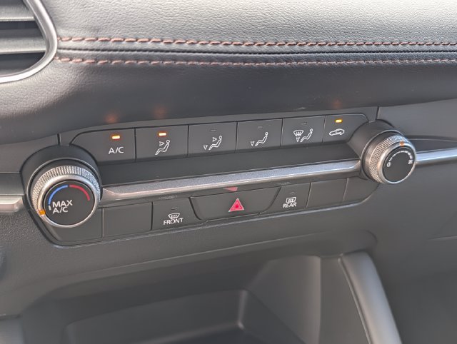 New 2026 MAZDA MAZDA3 s FWD image 23