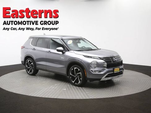 Used 2023 Mitsubishi Outlander SE AWD/4WD image 49