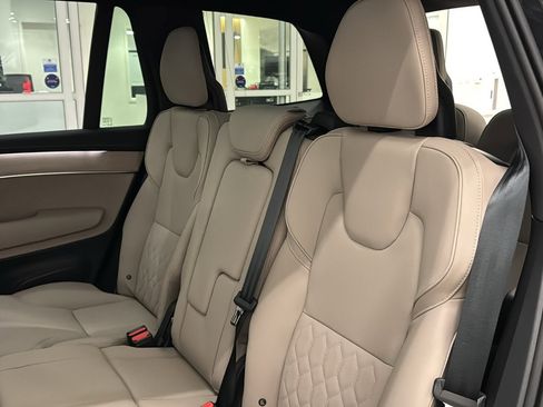 New 2026 Volvo XC90 T8 Plus image 26