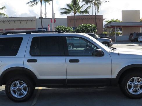 Used 2003 Ford Explorer XLT AWD/4WD image 5