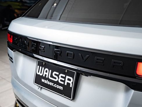 Used 2021 Land Rover Range Rover Velar R-Dynamic S AWD/4WD image 19