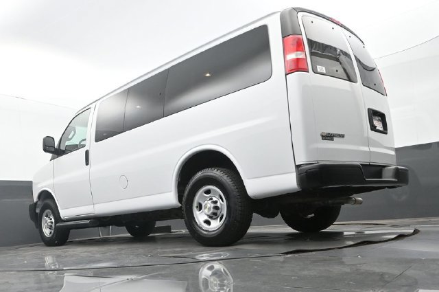 Used 2022 Chevrolet Express 2500 LS w/ Driver Convenience Package RWD image 19