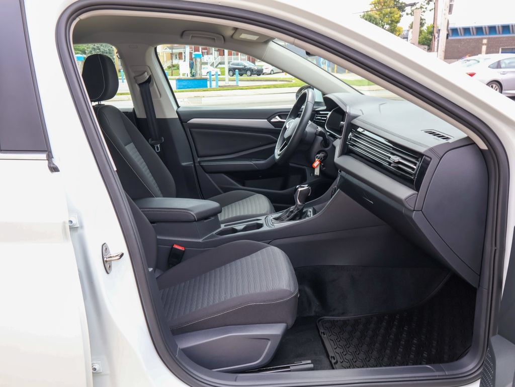 Certified 2026 Volkswagen Jetta S FWD image 26