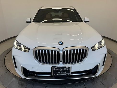 Used 2024 BMW X5 xDrive40i w/ Premium Package image 13