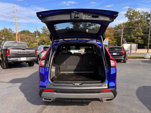 Used 2024 Honda CR-V Sport-L image 11