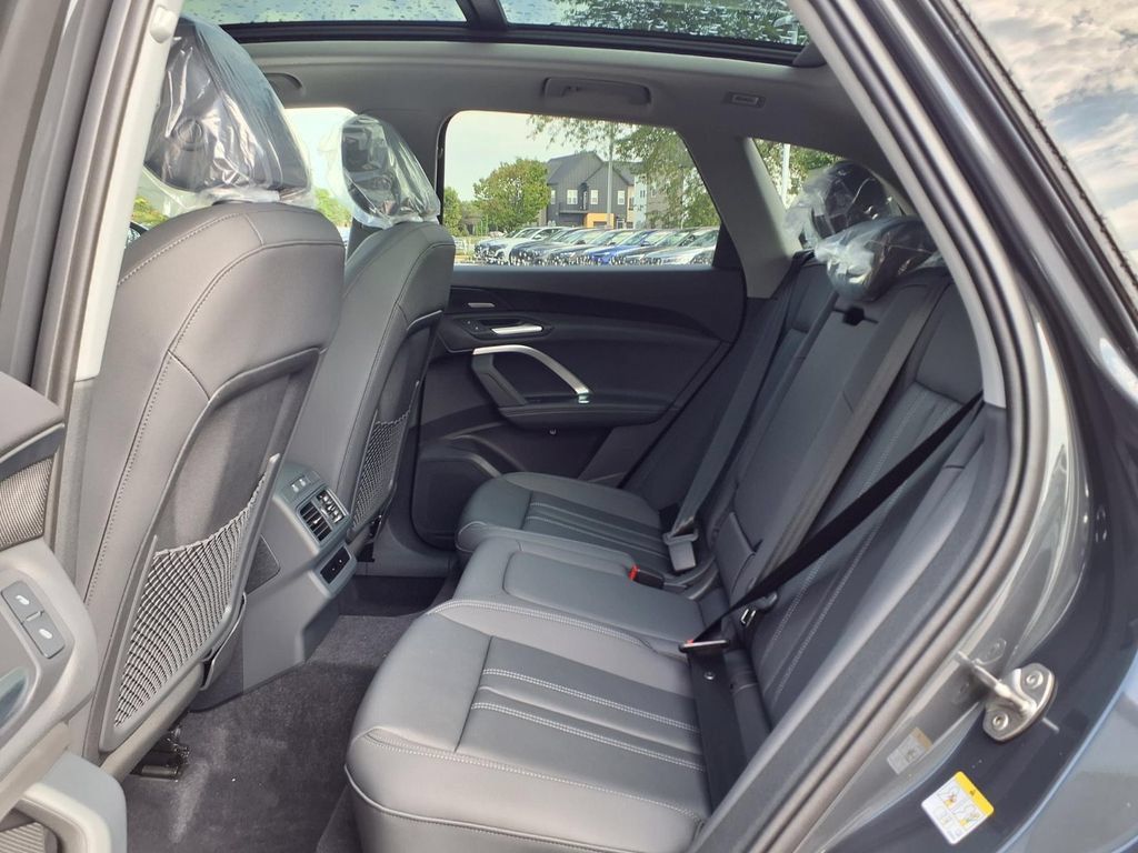 New 2026 Audi Q5 Premium Plus AWD/4WD image 22