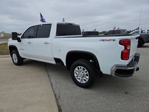 Used 2020 Chevrolet Silverado 2500 LTZ image 3