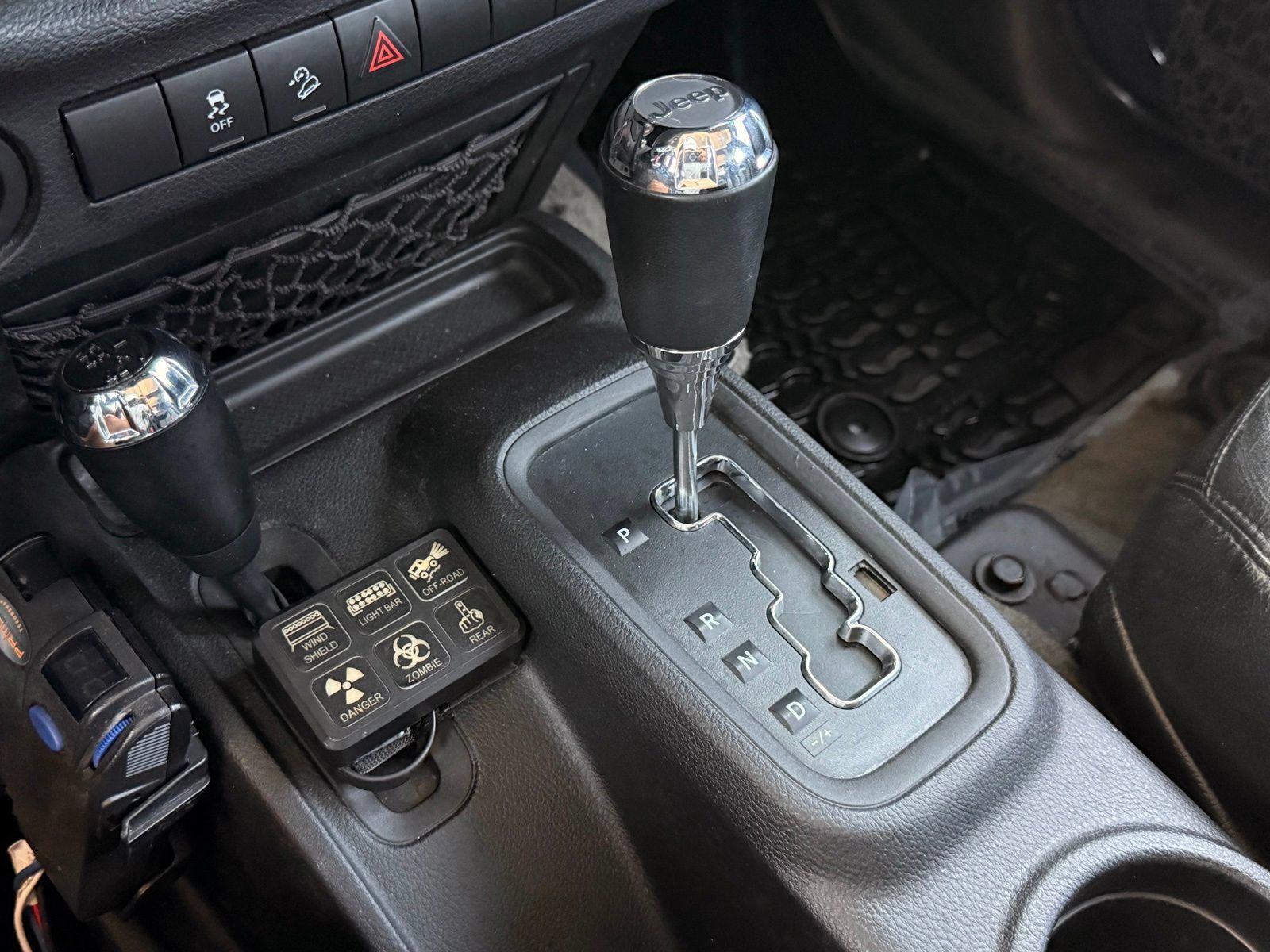 Used 2017 Jeep Wrangler Unlimited Sport AWD/4WD image 41