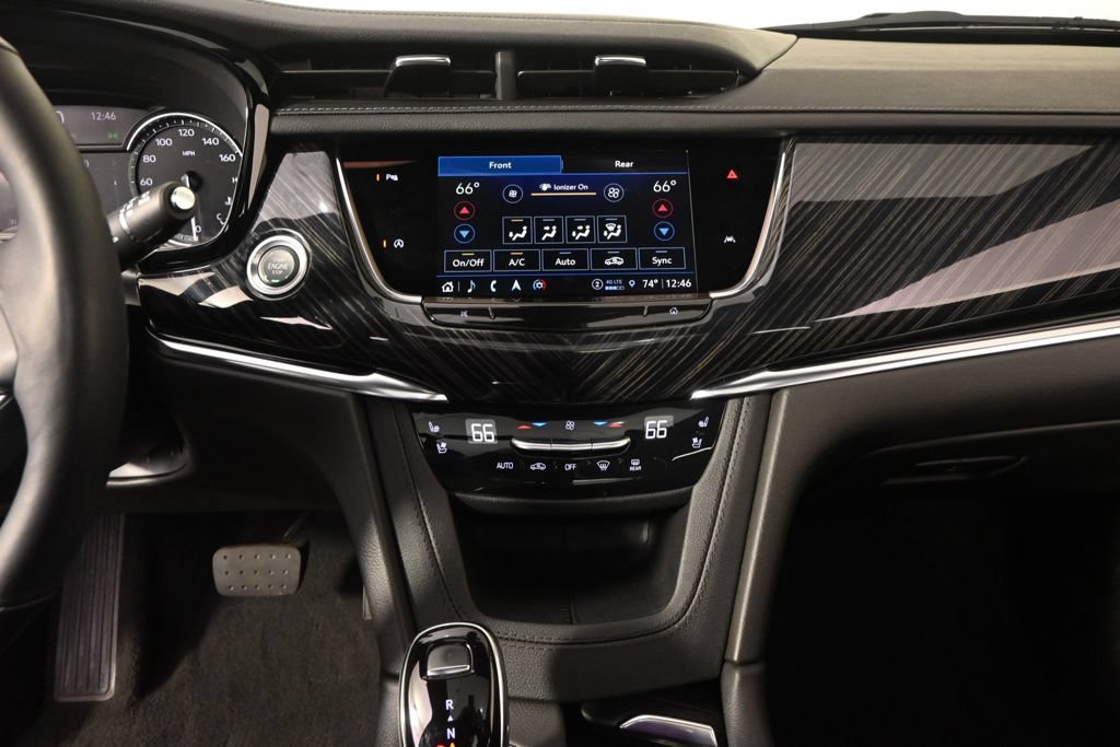 Used 2024 Cadillac XT6 Premium Luxury AWD/4WD image 27