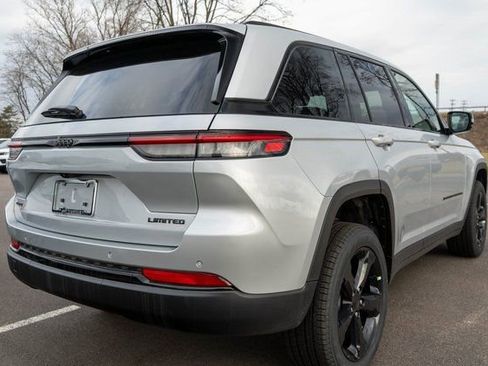 New 2025 Jeep Grand Cherokee Limited image 5