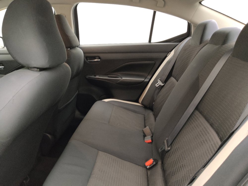 Used 2020 Nissan Versa SV FWD image 18