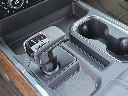 New 2026 Chevrolet Silverado 1500 High Country AWD/4WD image 13