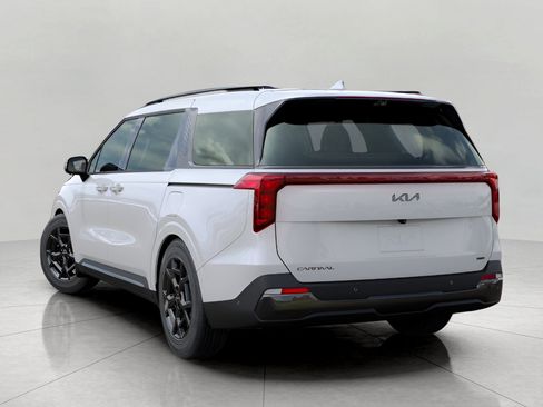 New 2026 Kia Carnival SX w/ SX Dark Edition Package image 4