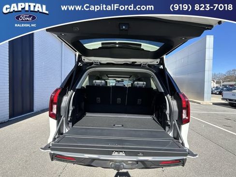 New 2026 Ford Expedition Active image 22